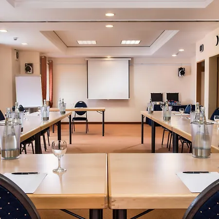 Salzgitter By Belvilla Hotel 3*